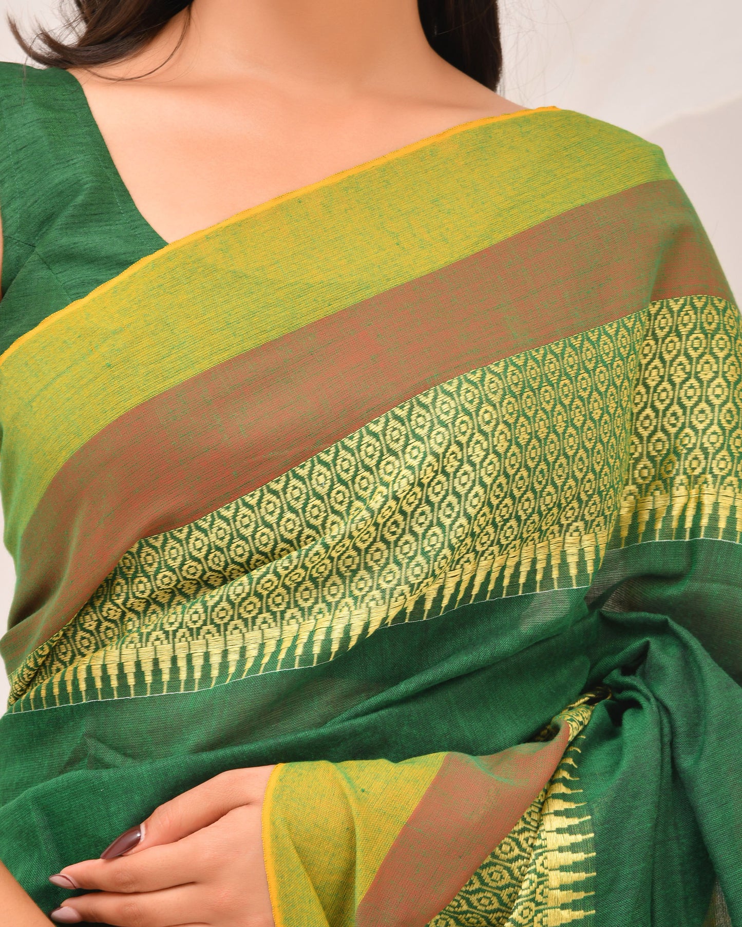 Jacquard Handloom Cotton Saree | Queens in Wedding