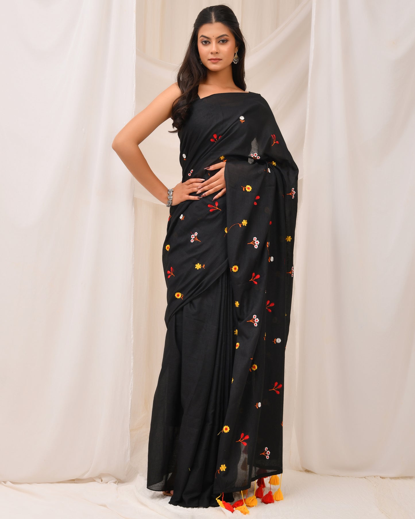 Black Floral Cotton Handloom Saree