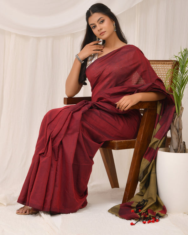 Handwoven Cotton Saree in Dual Tone - Maroon & Olive Green