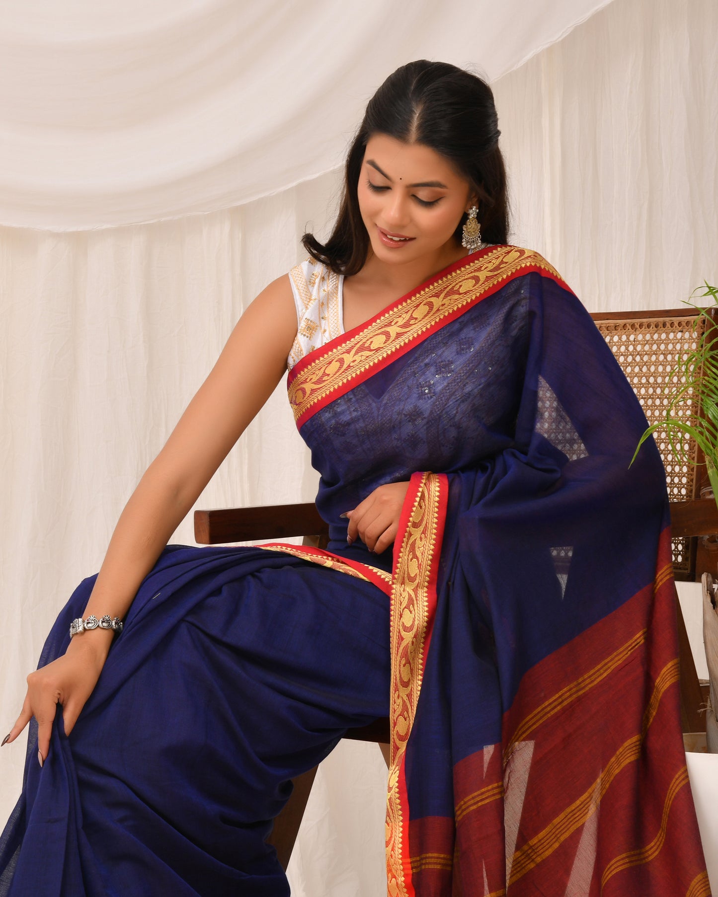 Neelam Jacquard Cotton Handloom Saree