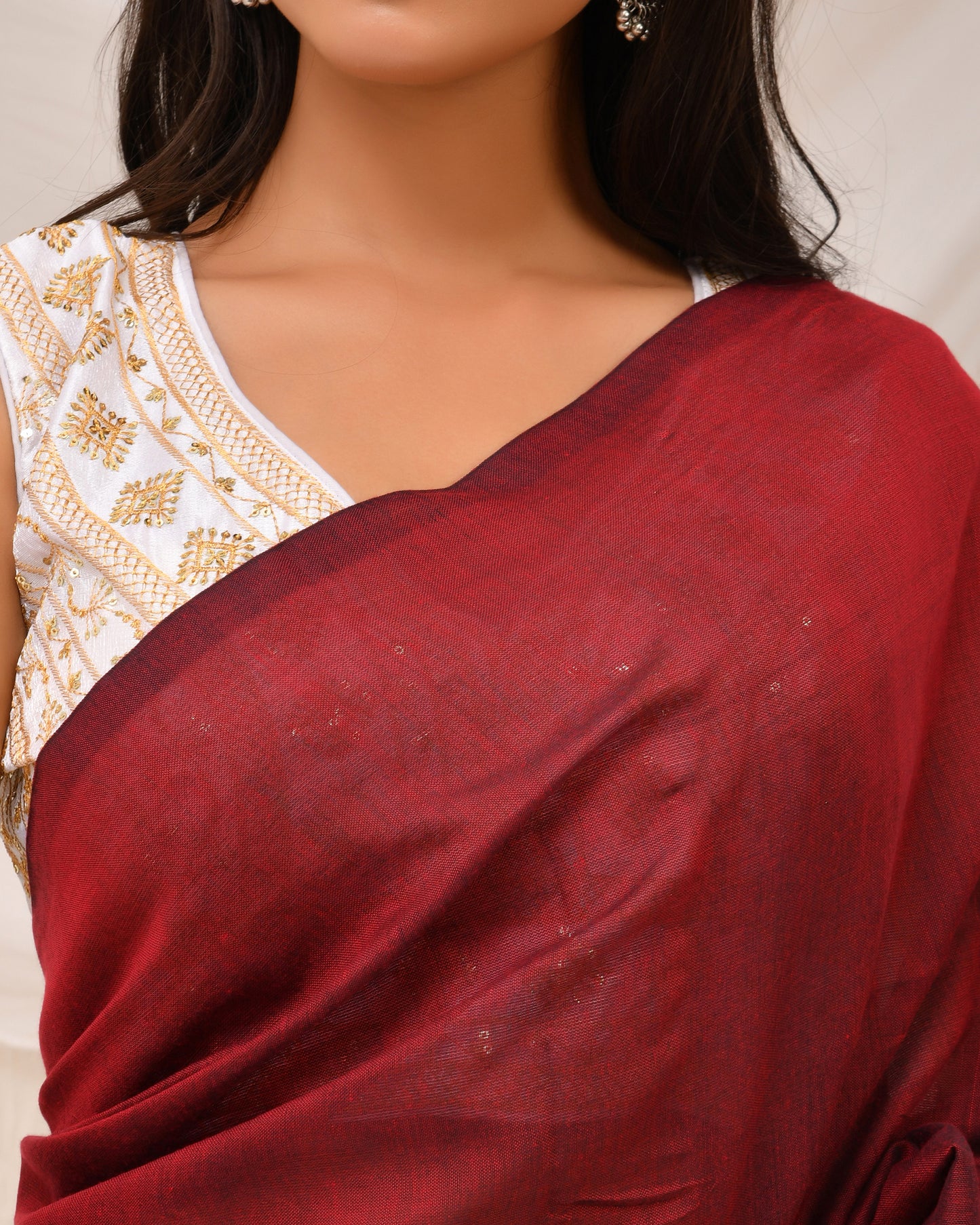 Handwoven Cotton Saree in Dual Tone - Maroon & Olive Green