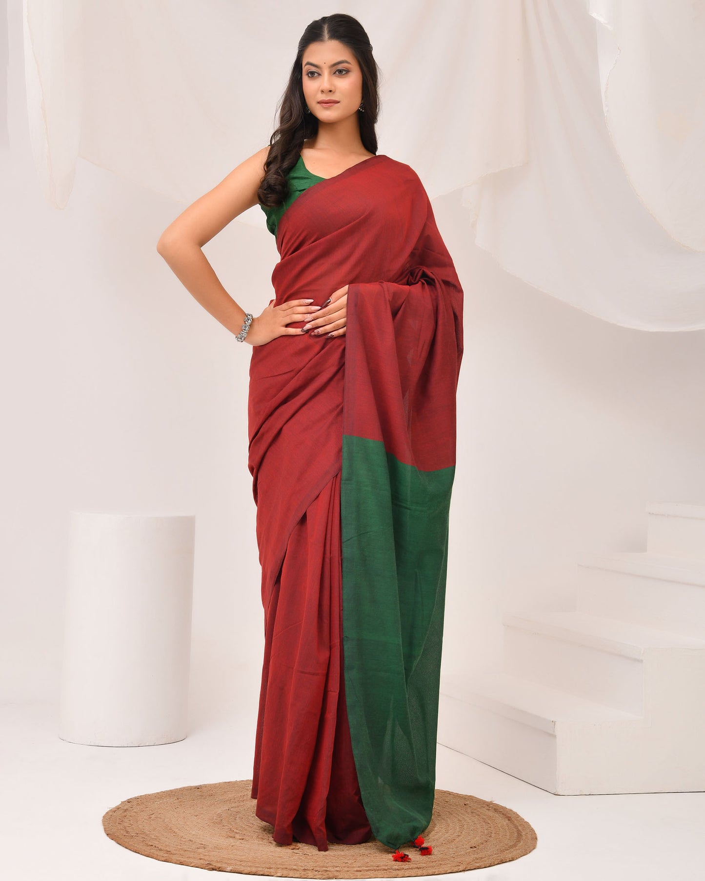 Handwoven Cotton Saree in Maroon & Green – Dual Tone | Everyday Classics